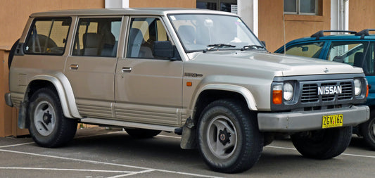 Nissan Patrol/Safari Y60 Front Windshield