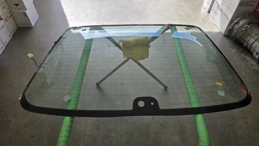 Nissan R32 GTR 2DR Back glass  (Wiper hole)