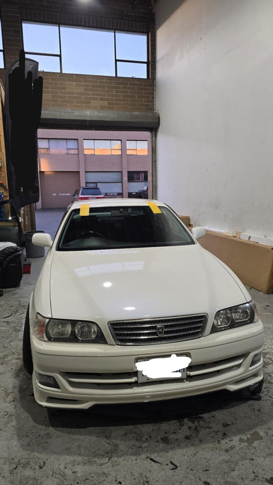 Toyota Chaser JZX 100 Front Windshield