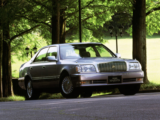 Toyota Crown Majesta 4D Hardtop Front Windshield