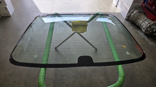 Nissan R32 GTR 2DR Back glass  (Without Wiper hole)