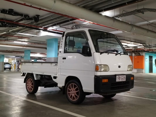 Subaru Sambar Front Windshield